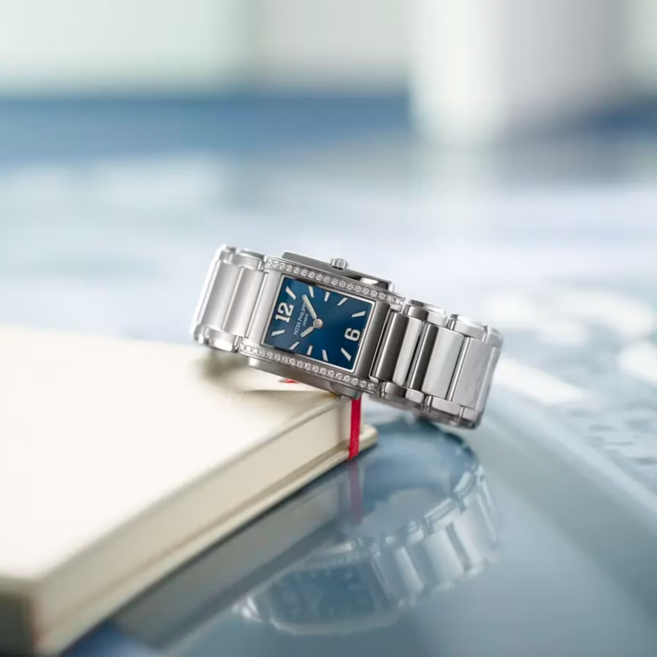 PATEK PHILIPPE TWENTY~4 4910/1200A-001