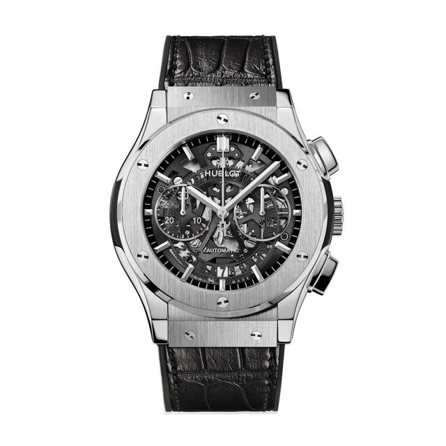 HUBLOT クラシック・フュージョン アエロフュージョン クロノグラフ チタニウム 525.NX.0170.LR