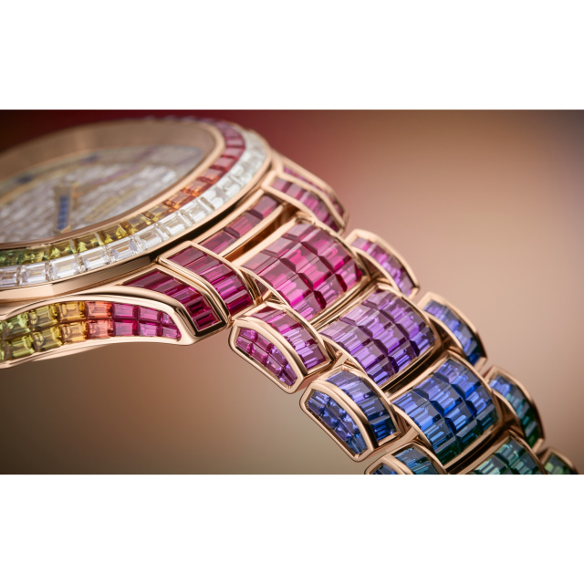 PATEK PHILIPPE アクアノート・ルーチェ《レインボー》ミニットリピーター, ハイジュエリー 5260/1455R-001