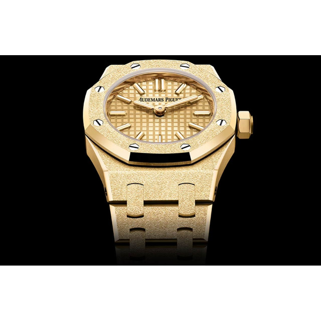 AUDEMARS PIGUET ロイヤル オーク ミニ フロステッドゴールド クォーツ 67630BA.GG.1312BA.01-B