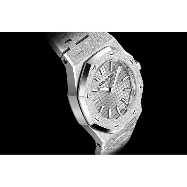 AUDEMARS PIGUET ロイヤル オーク ミニ フロステッドゴールド クォーツ 67630BC.GG.1312BC.01-B