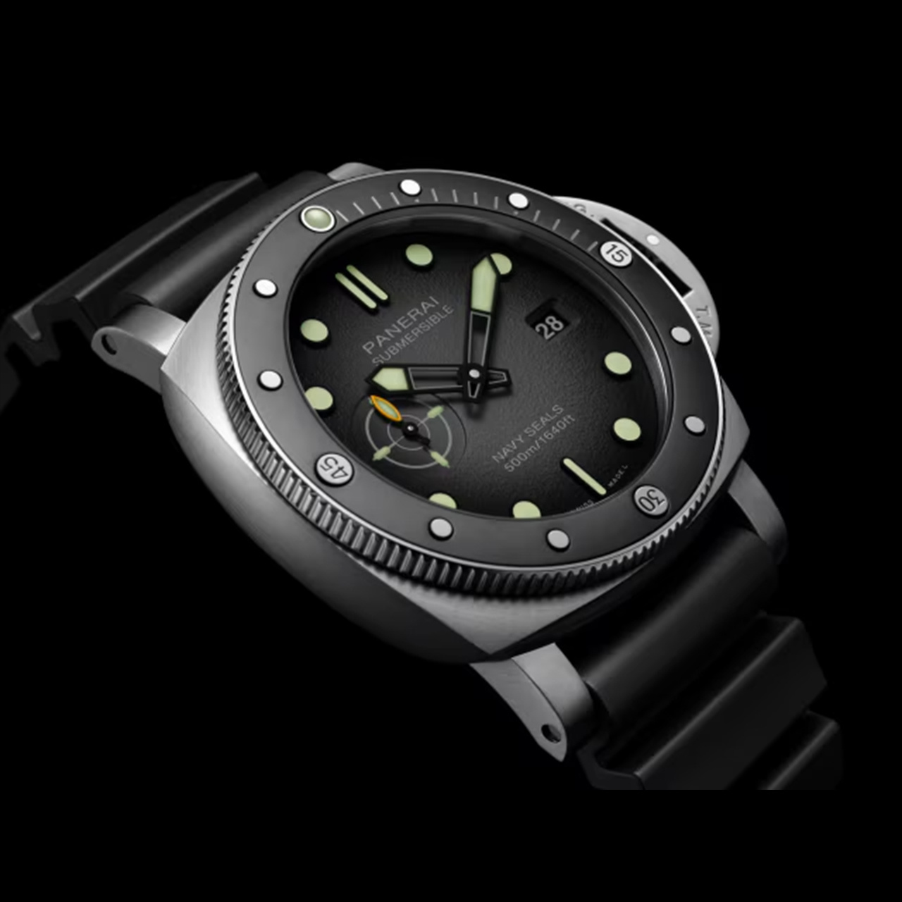 PANERAI サブマーシブル ネイビーシールズ PAM01738