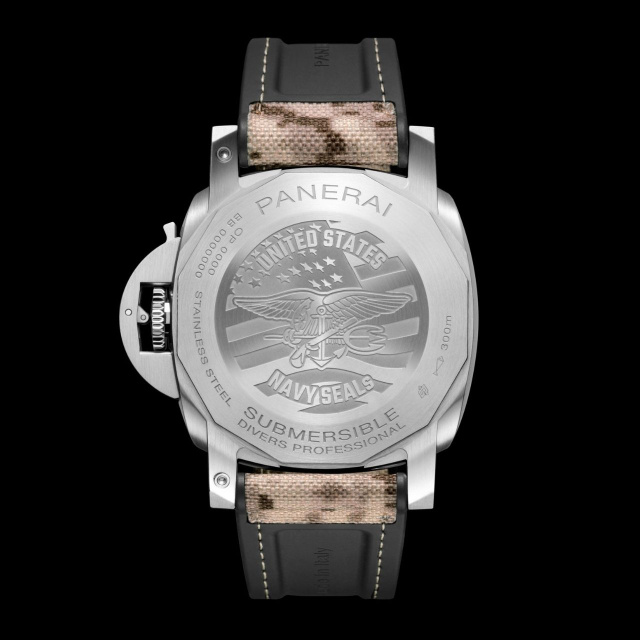 PANERAI サブマーシブル クアランタクアトロ ネイビーシールズ PAM01518