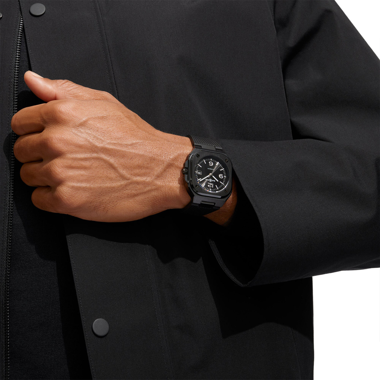 Bell & Ross BR 05 ブラック セラミック BR05A-BL-CE/SRB