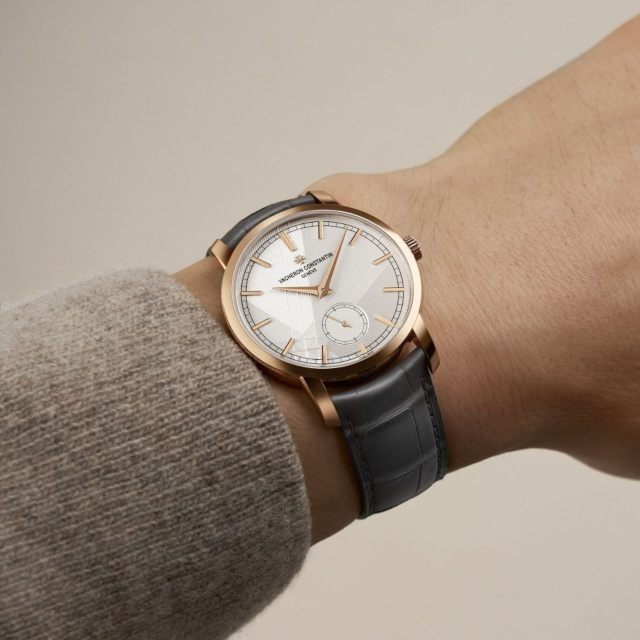 VACHERON CONSTANTIN トラディショナル マニュアルワインディング 82172/000R-H118