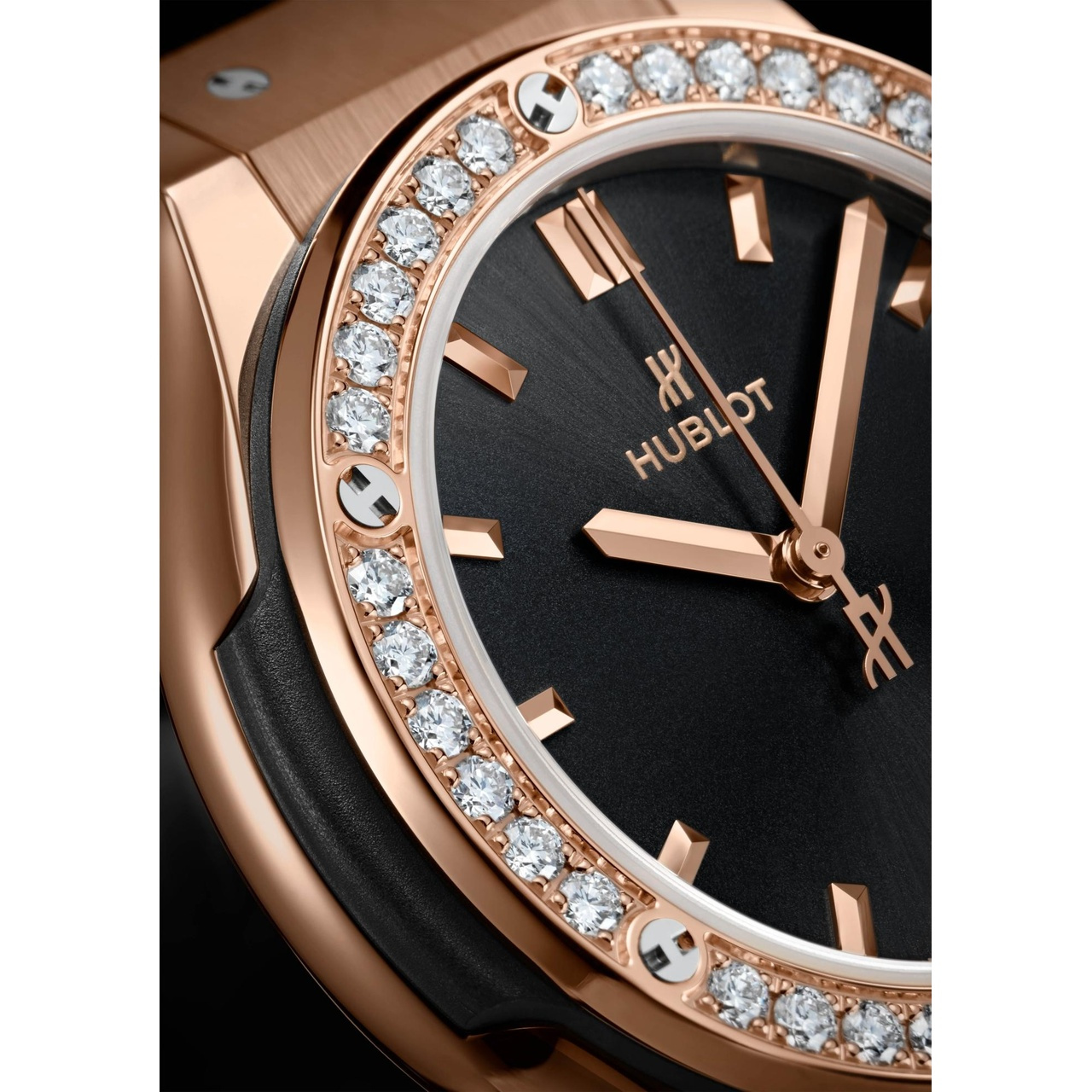 HUBLOT クラシック・フュージョン キングゴールド ダイヤモンド 33mm 581.OX.1480.RX.1104