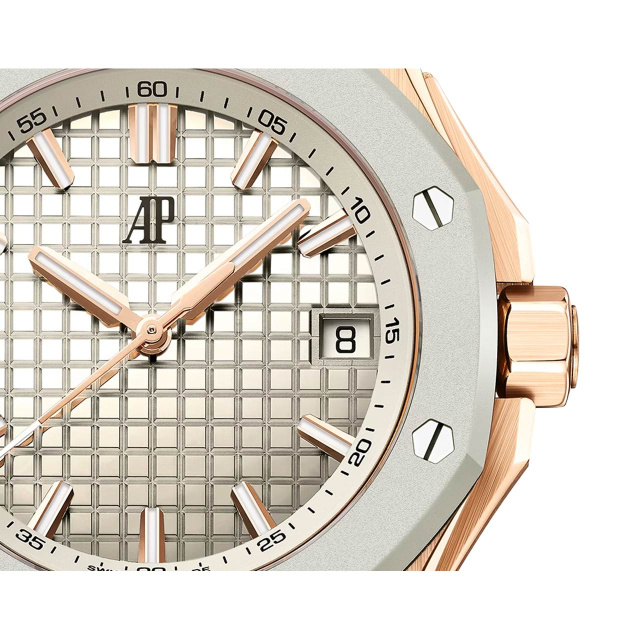 AUDEMARS PIGUET ロイヤル オーク オフショア
オートマティック 77605OK.OO.A101CA.01