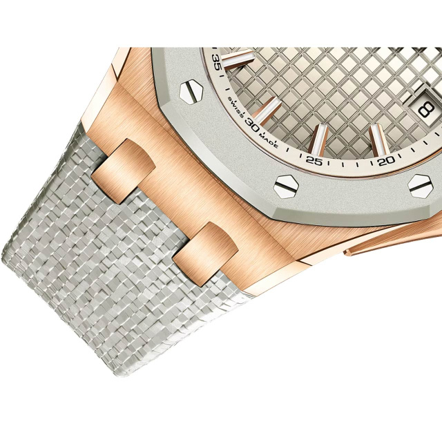 AUDEMARS PIGUET ロイヤル オーク オフショア
オートマティック 77605OK.OO.A101CA.01