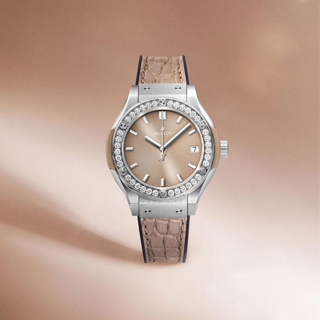 HUBLOT クラシック・フュージョン チタニウムトープ ダイヤモンド 581.NX.4670.LR.1104.JPN