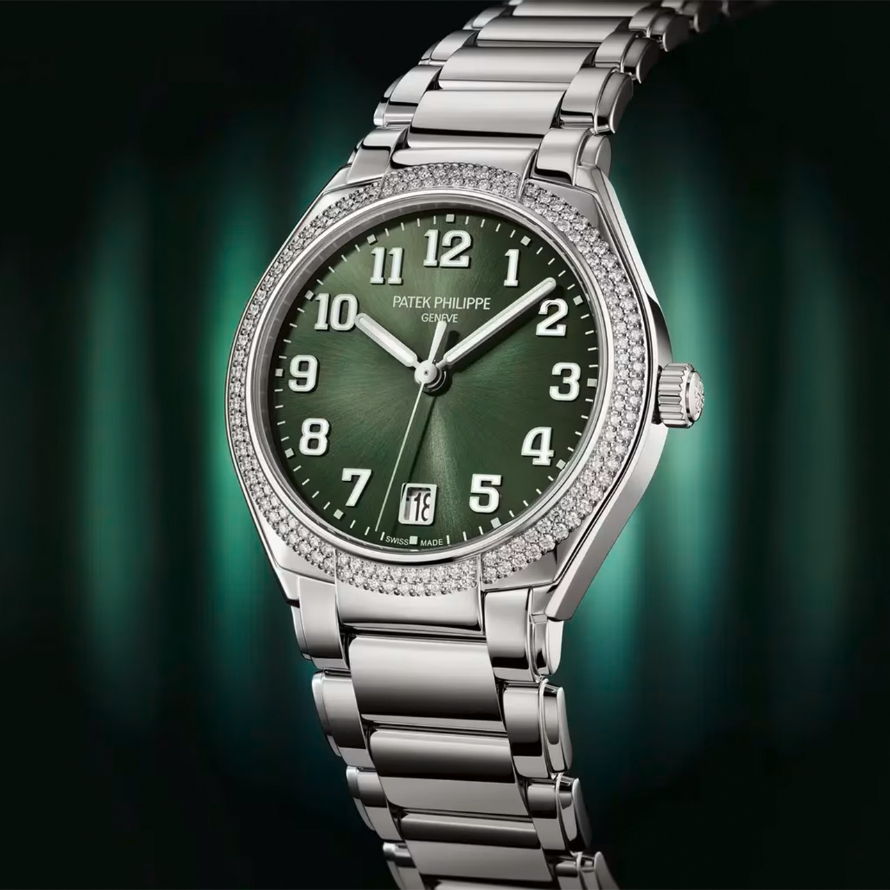 PATEK PHILIPPE TWENTY~4 AUTOMATIC 7300/1200A-011