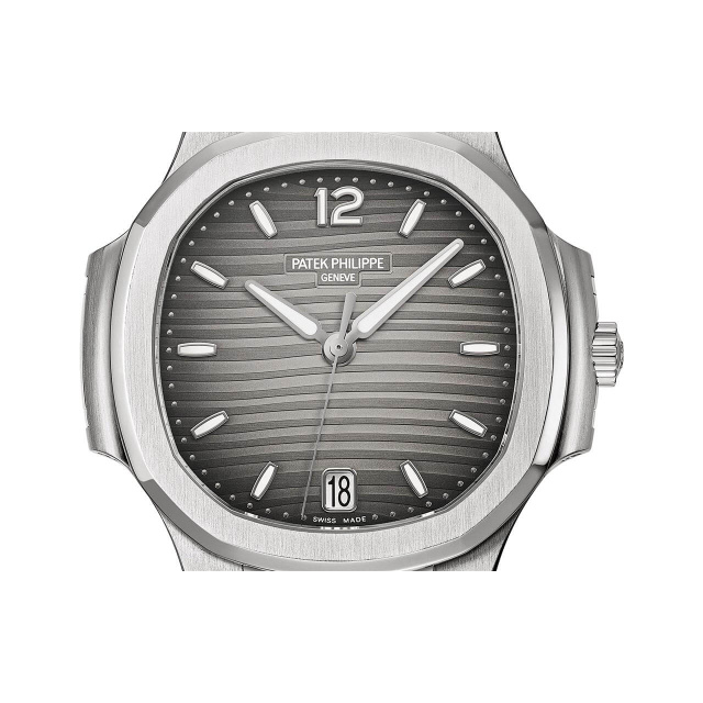 PATEK PHILIPPE 婦人用ノーチラス 7118/1A-011