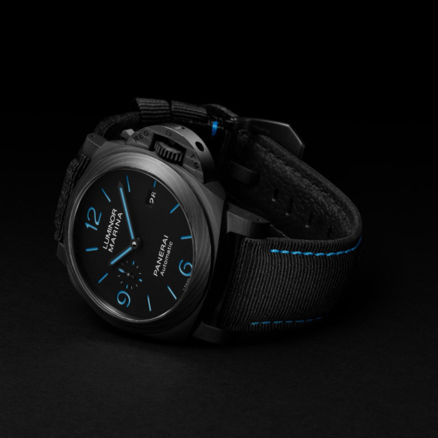 PANERAI ルミノール マリーナ カーボテック PAM02661