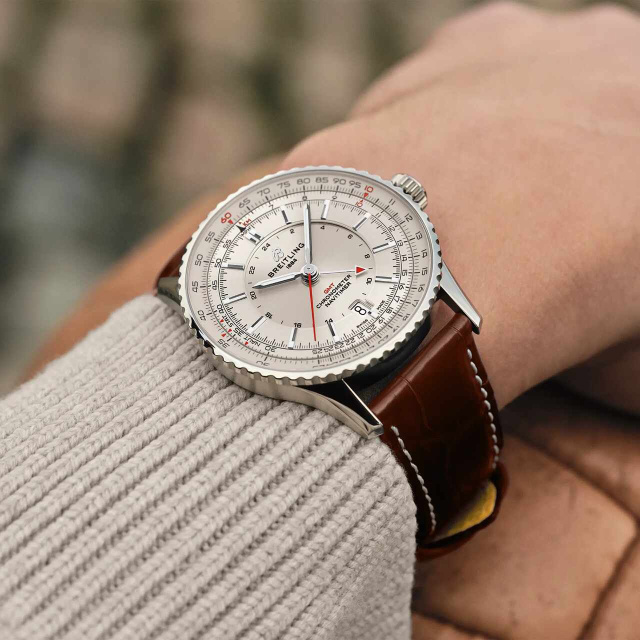 BREITLING ナビタイマー オートマチック GMT 41 A32310211G1P1