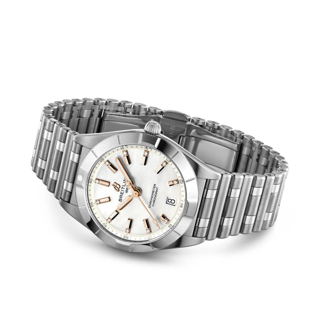BREITLING クロノマット 32 A77310101A4A1