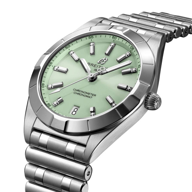 BREITLING クロノマット 32 A77310101L1A1