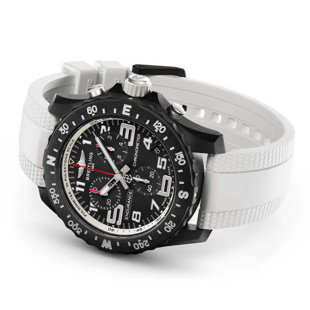 BREITLING プロフェッショナル エンデュランス プロ 44 X82310A71B1S2