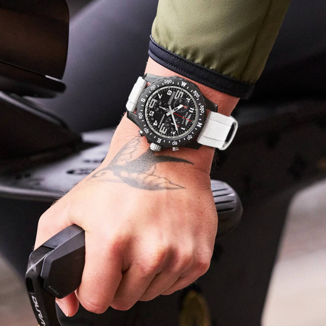 BREITLING プロフェッショナル エンデュランス プロ 44 X82310A71B1S2