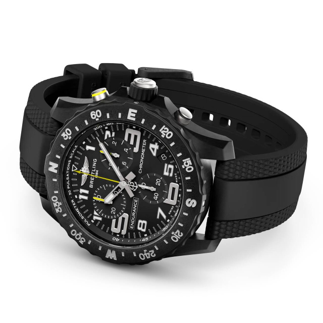 BREITLING プロフェッショナル エンデュランス プロ 44 X82310E51B1S2