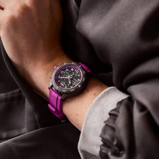 BREITLING プロフェッショナル エンデュランス プロ 38 X83310F61B1S1