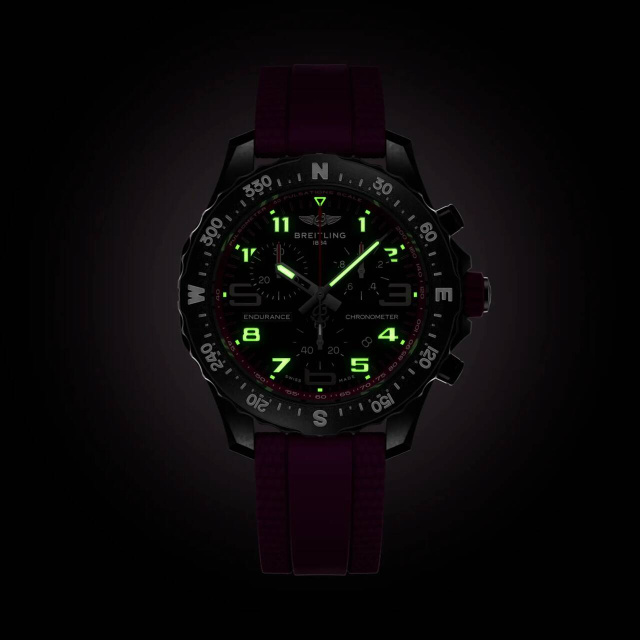 BREITLING プロフェッショナル エンデュランス プロ 38 X83310F61B1S1