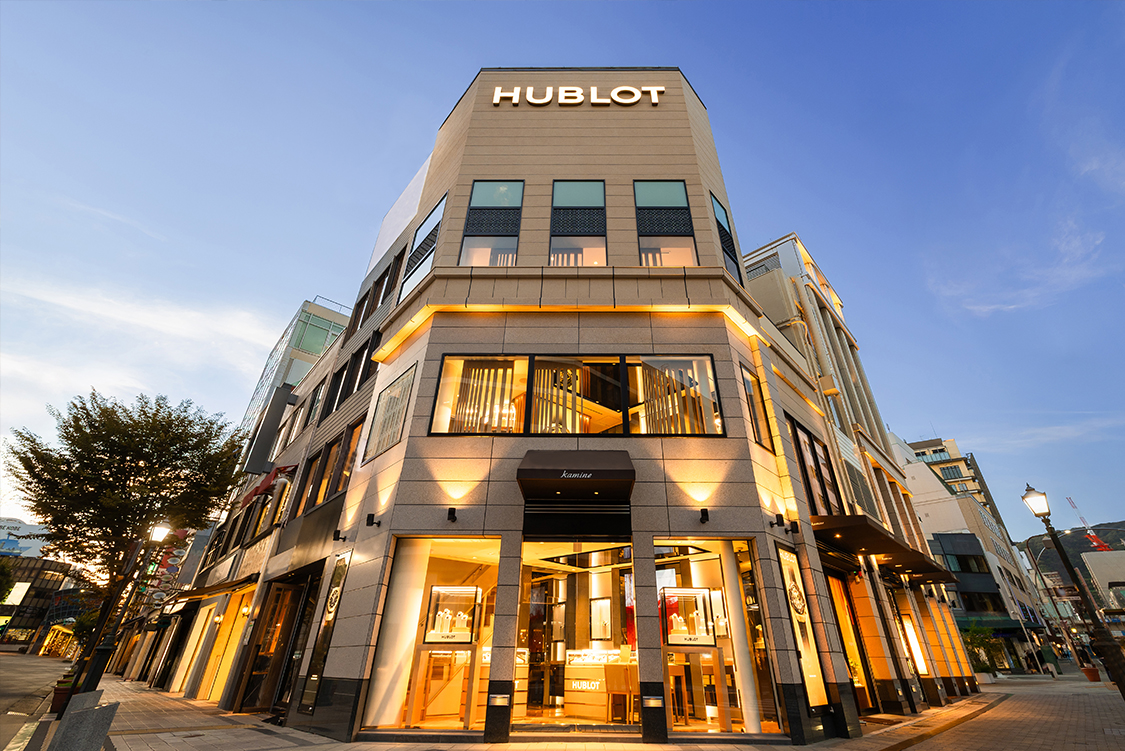 カミネウブロサロン カミネ